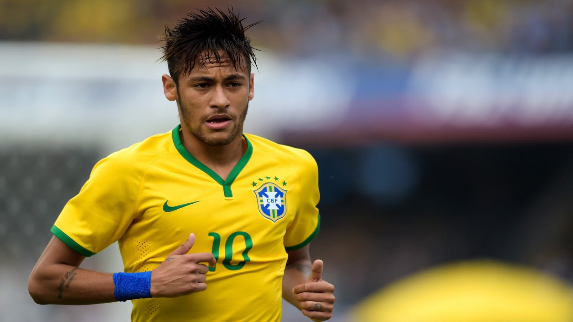 “英超冲刺赛：关键比赛，转折时刻到来”，英超经典比赛